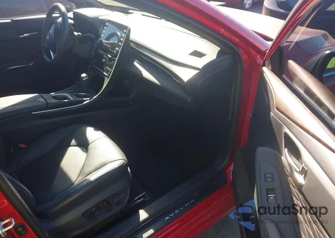 2021 Toyota Avalon Limited Hybrid z USA, uszkodzony, nr VIN 4T1DA1AB2MU008020